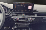 Audi A4 45 TFSI quattro S Line Competition Plus