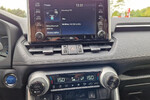 Toyota RAV4 2.5 Hybrid Black Edition by JBL 4x4