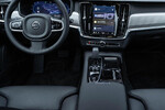 Volvo V90 T6 AWD Plug-In Hybrid Core