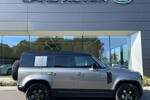 Land Rover Defender 110  D300 X-Dynamic HSE