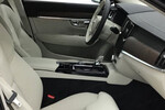 Volvo V90 T8 AWD Plug-In Hybrid Ultra Bright