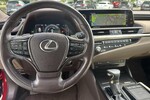 Lexus ES 300h Business Edition +