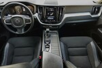 Volvo XC60 T4 Momentum Pro