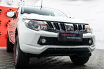 Mitsubishi L 200 2.4 d