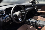 Mercedes CLA 220 4-Matic AMG Line 8G-DCT