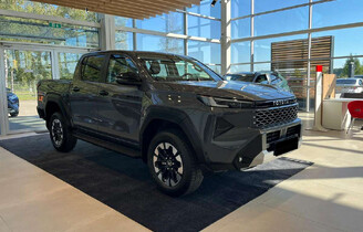 Toyota HiLux mHEV Double Cab Executive 4x4 aut 2.8 204KM Pick-Up