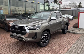 Toyota HiLux Executive D-4D mHEV Double Cab 4x4 aut 2.8 204KM Pick-Up