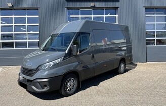 Iveco Daily 35S18 12m3 Hi-Matic 3.0 180KM Furgon