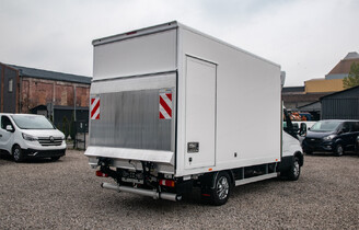 Iveco Daily 35S18 Kontener 8EP + Winda 3.0 180KM Kontener