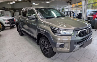 Toyota HiLux Double Cab Invincible 2.8 204KM Pick-Up