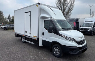 Iveco Daily 35S18 Hi-Matic 8EP Kontener + Winda 3.0 180KM Kontener