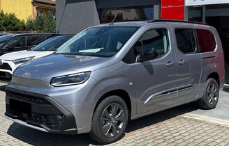 Toyota Proace City Verso Family MT6 1.5 130KM Kombi