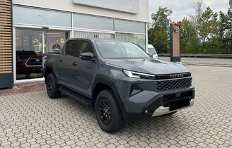 Toyota HiLux mHEV Double Cab Active 4x4 aut 2.8 204KM Pick-Up