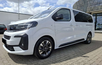 Opel Zafira Life Extra Long L2H1 Business AT8 2.2 180KM Kombi