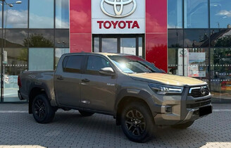 Toyota HiLux Double Cab Invincible 2.8 204KM Pick-Up