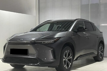 Toyota bZ4X Prestige 4x2 Electric