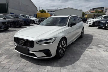 Volvo V90 T6 AWD Plug-In Hybrid Plus Dark