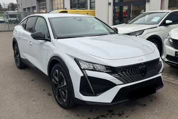 Peugeot 408 Allure e-DCS 1.2 mHEV