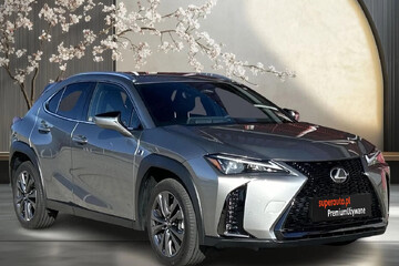 Lexus UX 300h F Sport Design