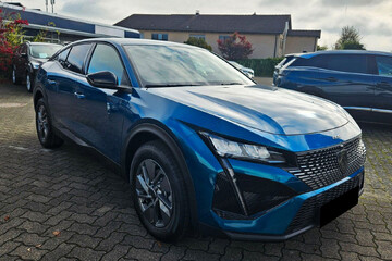 Peugeot 408 Allure e-DCS 1.2 mHEV