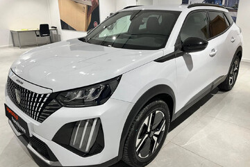 Peugeot 2008 1.2 PureTech Allure Pack S&S EAT8