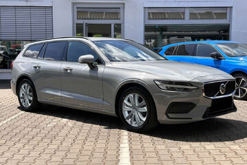 Volvo V60 B4 Core