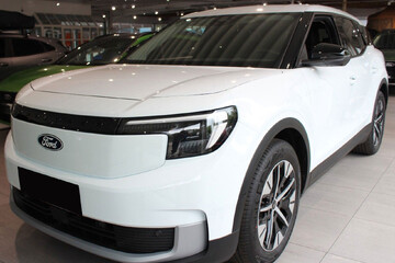 Ford Explorer "Explorer" 77kWh RWD