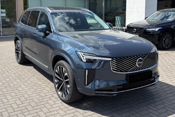 Volvo XC90 T8 AWD Plug-In Hybrid Plus Bright 7os