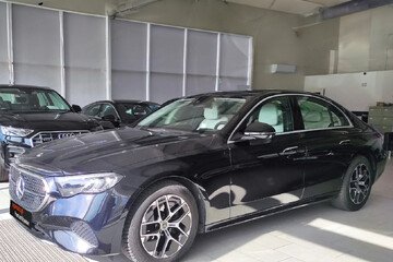 Mercedes E Klasa 220 d 4-Matic Avantgarde 9G-Tronic