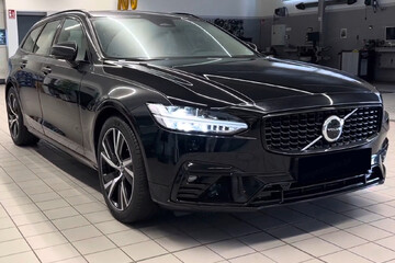 Volvo V90 T6 AWD Plug-In Hybrid Plus Dark