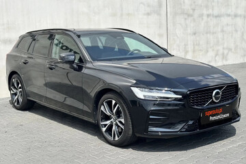 Volvo V60 B4 B Plus Dark