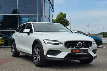 Volvo V60 CC Plus B5 B AWD aut