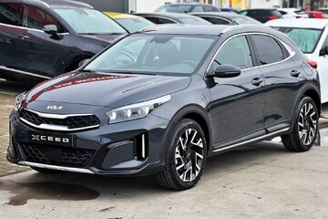 Kia XCeed 1.5 T-GDI Business Line DCT