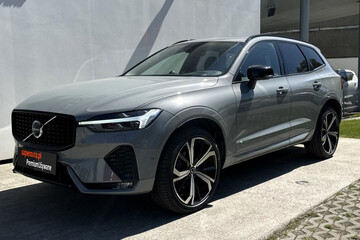 Volvo XC60 B5 B AWD Ultra Dark aut