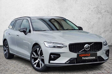 Volvo V60 B4 B Plus Dark