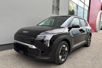 Kia EV3 81.4kWh Earth