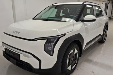 Kia EV3 81.4kWh Earth