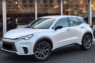 Lexus LBX Elegant 1.5 Hybrid
