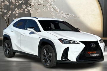 Lexus UX 300h F Sport Design