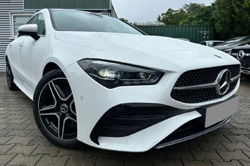 Mercedes CLA 200 AMG Line
