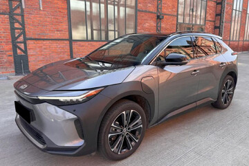 Toyota bZ4X Executive 4x2 Electric