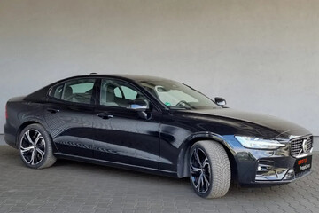 Volvo S60 B5 B AWD Ultimate Dark aut