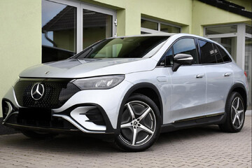 Mercedes EQE SUV 350  4-Matic AMG Line
