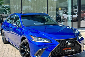 Lexus ES 300h F Sport Design