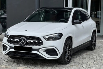 Mercedes GLA 220  4-Matic AMG Line