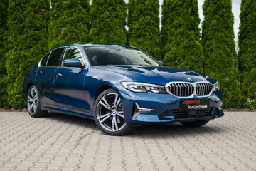 BMW Seria 3 320d xDrive Luxury Line