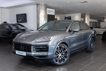 Porsche Cayenne Coupe E-Hybrid
