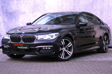 BMW Seria 7 750i xDrive