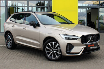 Volvo XC60 B4 D AWD Ultimate Dark