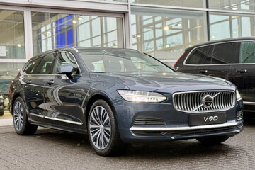 Volvo V90 T6 AWD Plug-In Hybrid Core